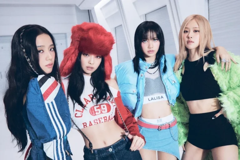 blackpinks-shut-down-music-video-surpasses-800-million-views-cementing-groups-digital-dominance