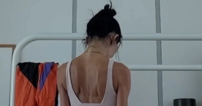 Bony Korean Star Surprises With Defined Abs And Back Muscles