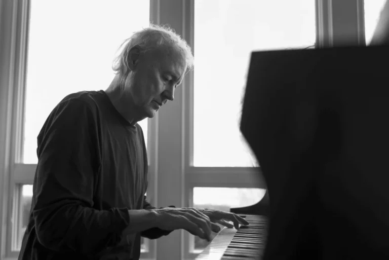 bruce-hornsby-returns-to-adult-alternative-airplay-with-indigo-park-lead-single