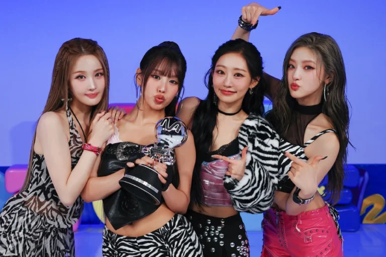 kiss-of-life-secures-first-music-show-win-with-who-is-she-on-m-countdown