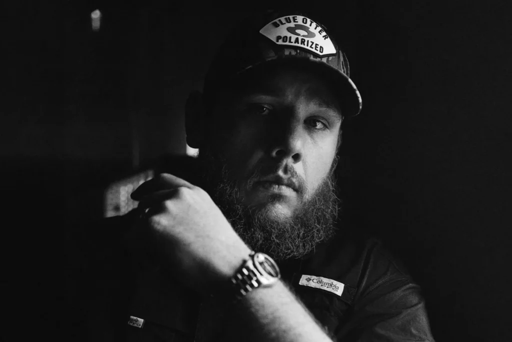 Luke Combs Achieves Milestone 20th No. 1 on Billboard Country Airplay Chart with "Sleepless in a Hotel Room"