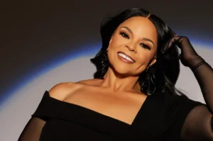 Tamela Mann Achieves Record-Breaking 13th Gospel Airplay Chart-Topper with "Live Breathe Fight"