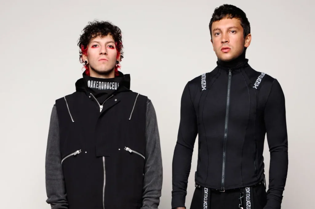 Twenty One Pilots Achieve 14th No. 1 on Billboard’s Alternative Airplay Chart with "Drag Path"