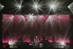 A Gentle Evening of Comfort, Honesty, and Music That Lingers
