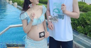 Beloved Korean Star Shows Off Beautiful Baby Bump