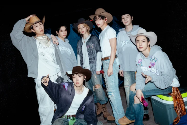bts-continues-record-breaking-run-in-top-10-of-billboard-200