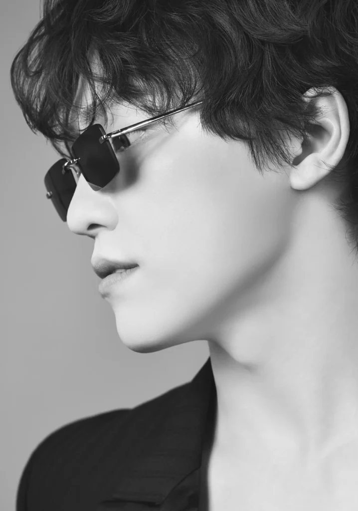 DINO of SEVENTEEN Makes Solo Debut as Alter Ego Picheolin, Unveiling the "Gilboard" Era