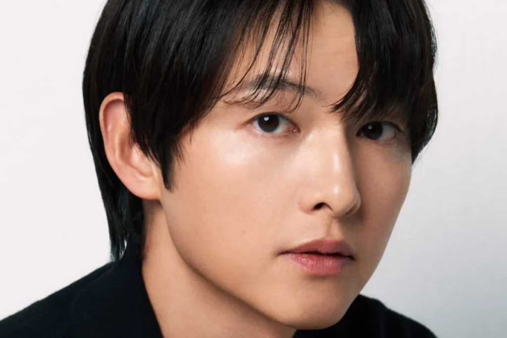 Song Joong Ki Announced As Presenter For 35th Seoul Music Awards
