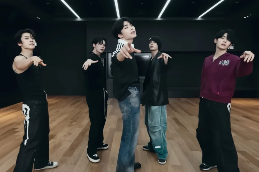 ZEROBASEONE Unveils Dynamic "Moving Version" Dance Practice for "TOP 5," Showcasing Precision and Emotional Depth