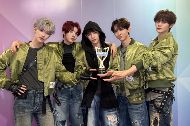 and2ble-claims-second-music-show-victory-for-curious-on-show-champion