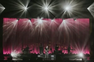 A Gentle Evening of Comfort, Honesty, and Music That Lingers