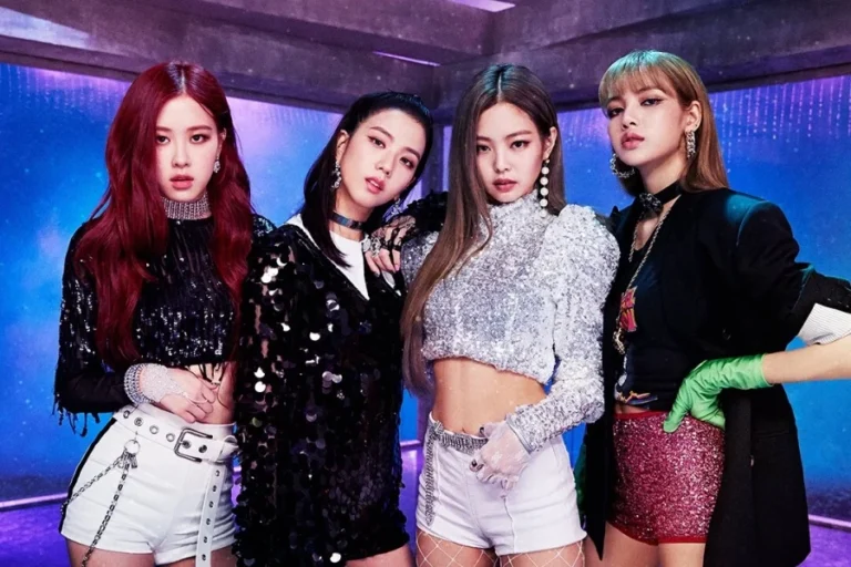 blackpinks-ddu-du-ddu-du-music-video-becomes-first-k-pop-group-mv-to-reach-2-4-billion-views-on-youtube