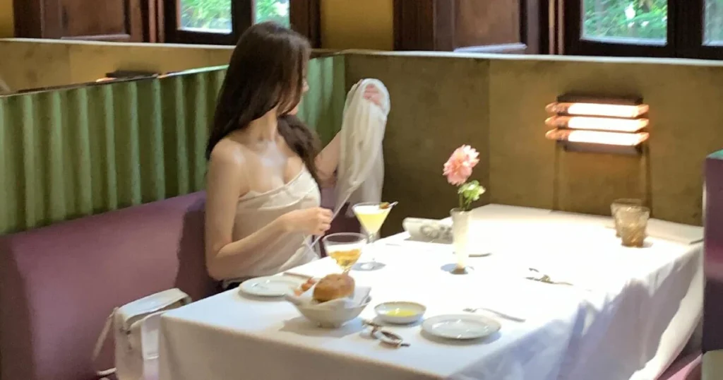 Davichi Member Kang Minkyung Directly Clarifies Marriage and Dating Rumors Following Recent Personal Vlog Regarding Her New Home and Longtime Manager