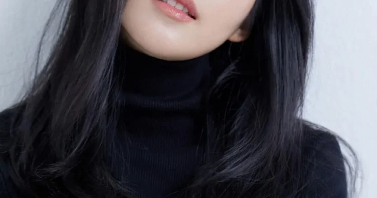 Korean Actress Han Ga In’s Unfiltered Tteokbokki Review Ignites Widespread Online Culinary Debate