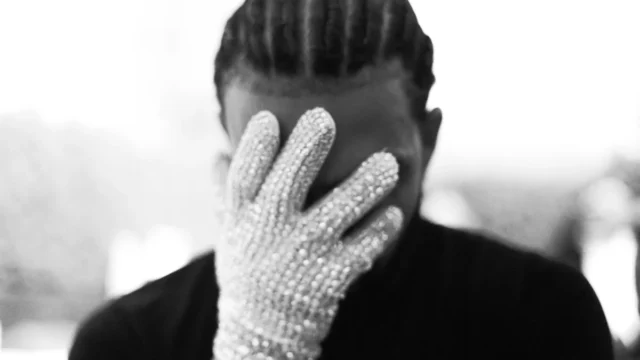 Drake’s "ICEMAN" Achieves Fourth No. 1 on Rhythmic Airplay Chart, Joins Elite Group of Multi-Leader Albums