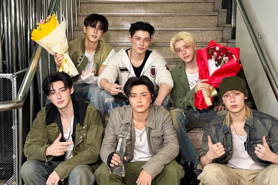 ENHYPEN Claims Third Music Show Victory for "Bite Me" on Music Bank