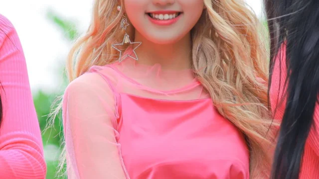 Former K-Pop Idol Haru of NATURE Makes Unexpected Career Transition, Prompting Industry Discussions on Post-Idol Life and Group Disbandment Protocol