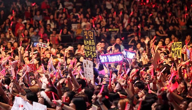 Navigating the Complex Ecosystem of K-pop Fandoms and the Evolution of Global Fan Communities