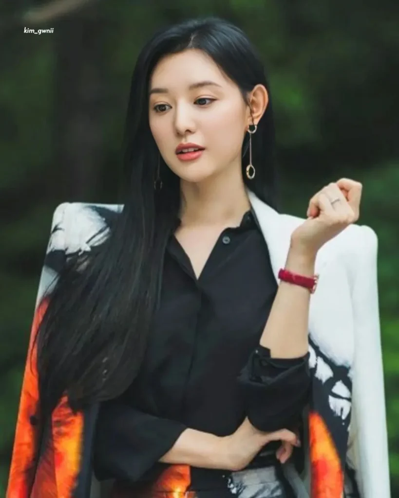 The K-Pop Star Who Rejected The Role As Hong Hae In For “Queen of Tears”