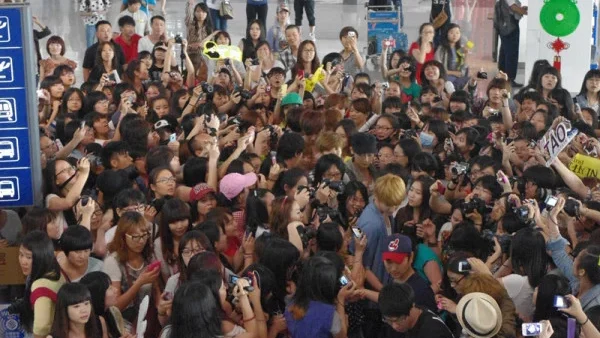 The Toxic Culture of Fan Entitlement and the Need for Boundaries in the K-pop Industry