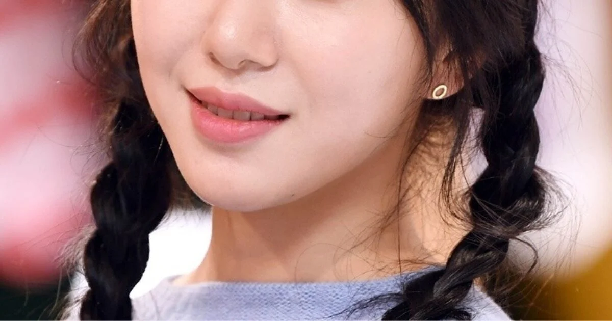 Former AOA Member Kwon Mina Vows Legal Action Against Allegations of Fraud and Intimidation Following Dispute Over Acting Lessons