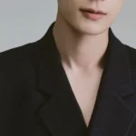 popular-actor-confesses-his-ideal-type-and-fanboy-love-for-an-idol