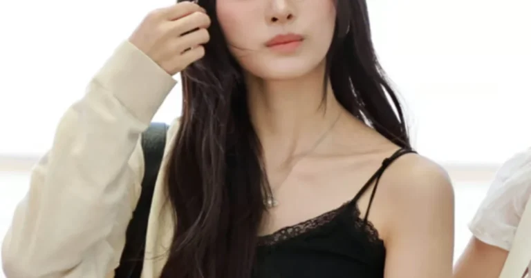 popular-female-idol-made-fun-of-in-school-ultimately-proves-them-wrong
