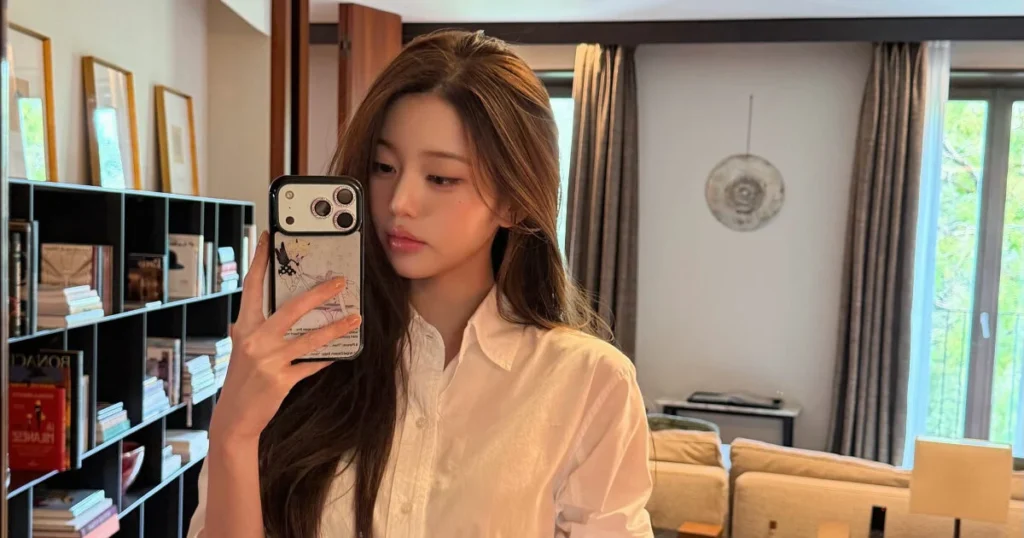 Story About IVE Jang Wonyoung’s Work Attitude Goes Viral