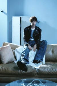 the-enduring-appeal-of-outerwear-in-k-pop-fashion-a-seasonal-statement